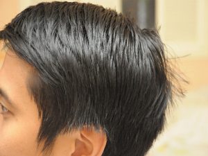 35tjv95hut5398th35iotj4 300x225 تشخیص جنس مو | روش های تشخیص انواع مو (خشک، معمولی، چرب و...)